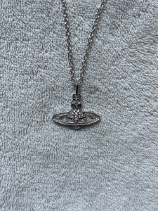 Vivienne Westwood Kaelakee (2 foto / 3)