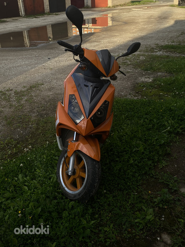 Müüa mopeed, roller