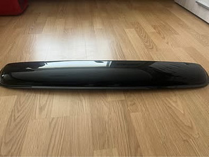 Auto katuseluugi tuuledeflektor (1 foto / 3)
