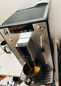 Кофемашина Melitta Caffeo Solo - швейцарское качество! (1 фото из 3)
