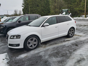 Audi A3 Sporback (1 фото из 7)