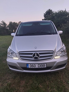 Mercedes-Benz Viano (4 foto / 9)