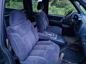 Müüa varuosadeks Chevrolet Silverado 6.5TD 95a (4 foto / 5)