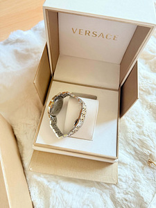 Versace V-Eternal lady käekell (3 foto / 6)