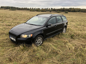 Volvo V50 1,6tdi (7 foto / 14)