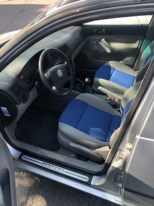 Müüa Volkswagen Golf 1,6 2000 (10 foto / 10)
