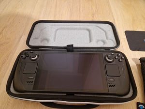 Steam Deck 512GB LCD (4 фото из 4)