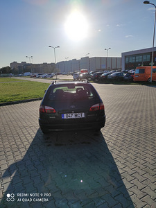 TOYOTA AVENSIS (8 foto / 12)