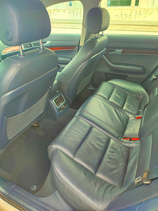 Audi A6 Avant Quattro 2007 (13 foto / 14)
