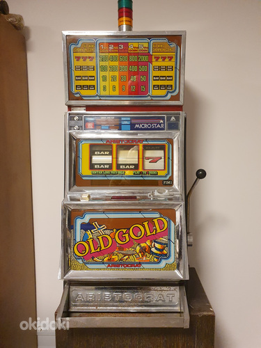 Игровой автомат казино (фото #1)