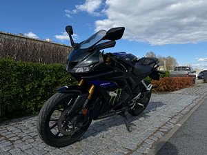 YAMAHA YZF125-A (4 foto / 4)