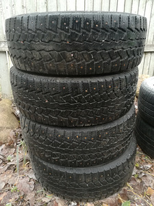 Naelrehvid 225/65/16 Maxxis (1 foto / 2)