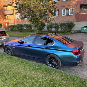 BMW 530D Luxury (8 foto / 12)