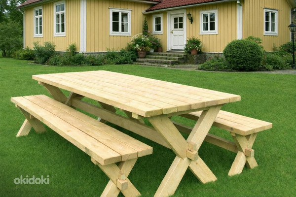 Puidust aiamööbli komplekt