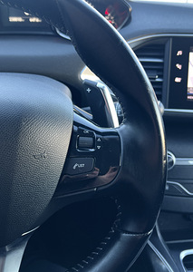 Peugeot 308 SW 1.5 96 kW (10 foto / 15)