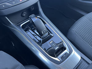 Peugeot 308 SW 1.5 96 kW (13 foto / 15)
