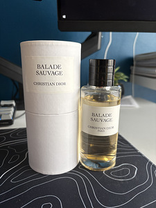 Christina Dior Perfume (1 foto / 4)
