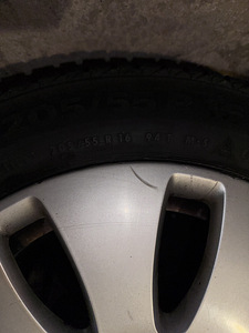 5x112 Continental шипованные шины на оригинальных дисках Aud (3 фото из 4)