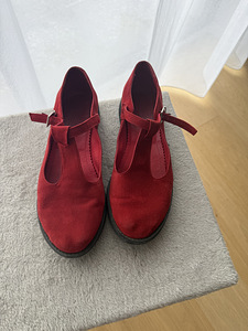 Туфли Мери Джейн (2 фото из 3)