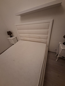 Voodi koos madratsiga, kasutatud. (1 foto / 3)