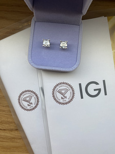 Серьги с бриллиантами. 2.95 ct tw. Белое золото. Новые (1 фото из 3)