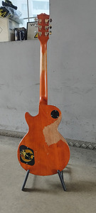 Гитара, копия Gibson (6 фото из 6)