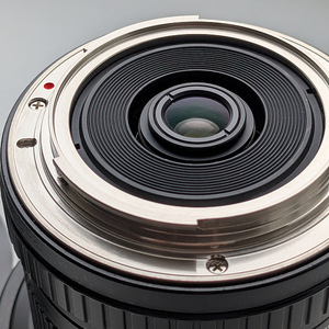 Samyang MF 8mm F/3.5 Fish-Eye CS II APS-C Canon EF (4 foto / 4)