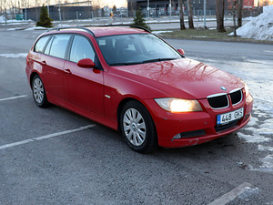BMW 318 105kW (5 foto / 10)