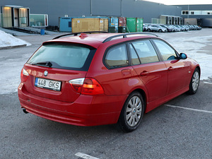 BMW 318 105kW (8 foto / 10)