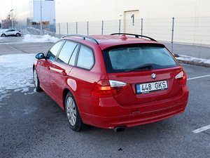 BMW 318 105kW (9 foto / 10)
