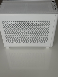 Mänguarvuti Ryzen 7600X / RTX 4060 + monitor ja perifeeria (8 foto / 10)