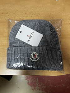 Moncler Beanie Grey (2 foto / 2)
