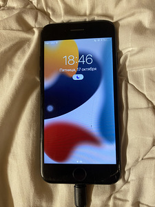 Apple iPhone 7 (2 foto / 4)