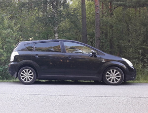 Toyota Corolla Verso (1 foto / 4)