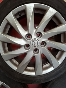 Mazda Valuveljed 17 OEM Suverehvidega (2 foto / 3)