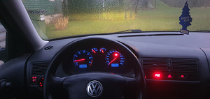 Volkswagen Golf 1.8 92kW (9 foto / 15)