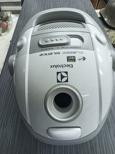 Tolmuimeja Electrolux ECS52IW (6 foto / 7)