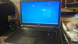 HP Pavilion 17 (1 foto / 6)