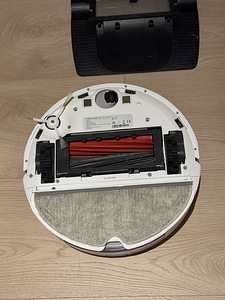 Roborock Q8 Max+ robottolmuimeja (2 foto / 3)