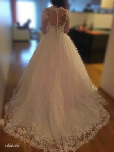 Дизайнерское свадебное платье S/XS (фото #3)