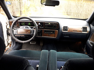 Lincoln Continental 1988a (3 foto / 11)