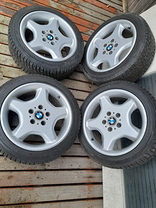 Литые диски r17 BMW E39 (1 фото из 9)