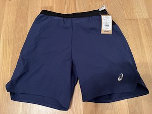 Asics Multipocket беговые шорты L (1 фото из 4)