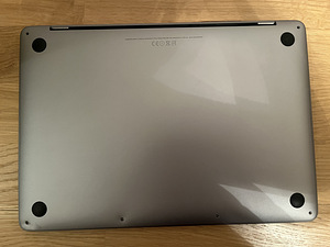 Macbook Pro 2017 13" varuosadeks (5 foto / 8)