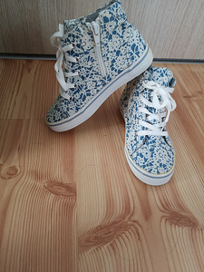 Uued ketsid s. 29 H&M (1 foto / 3)