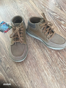 Uued Skechers k/s kingad, suurus 33 (1 foto / 3)