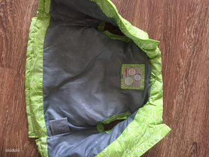 Nagu uus, Huppa vest, s.122 (2 foto / 3)