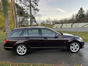 Mercedes-Benz C 220 Avantgarde (4 foto / 15)