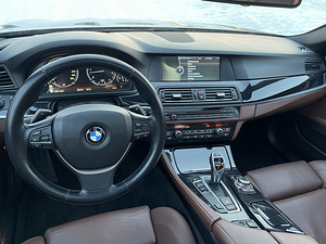 BMW 525d M-Sport High Executive (11 foto / 15)