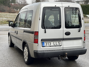 Opel Combo Tour 1.7 CDTI (7 фото из 15)